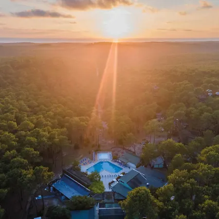 Les Cavales * Carcans