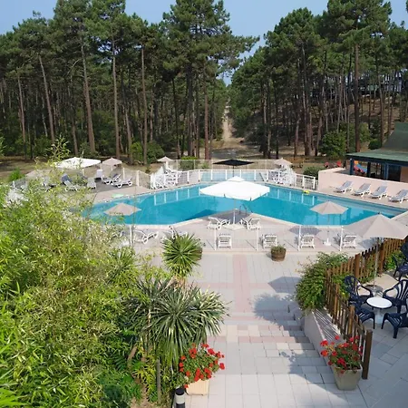 Hotel Les Cavales *
