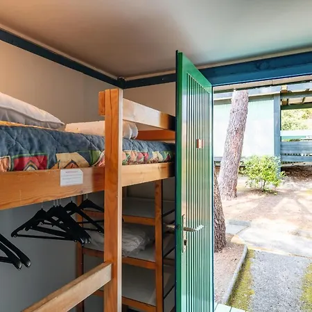 Hotell Les Cavales *