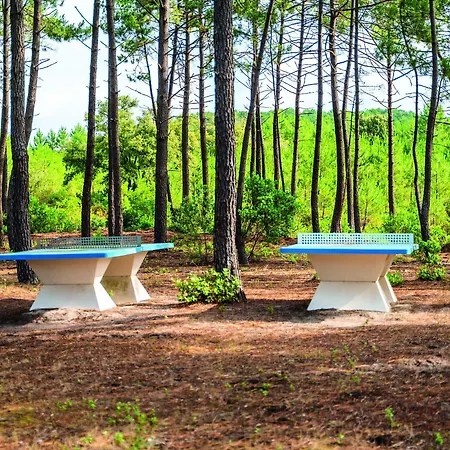 Les Cavales Hotell *