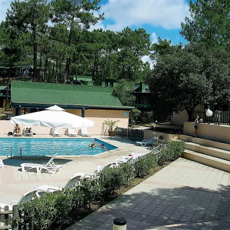 Hotell Les Cavales *