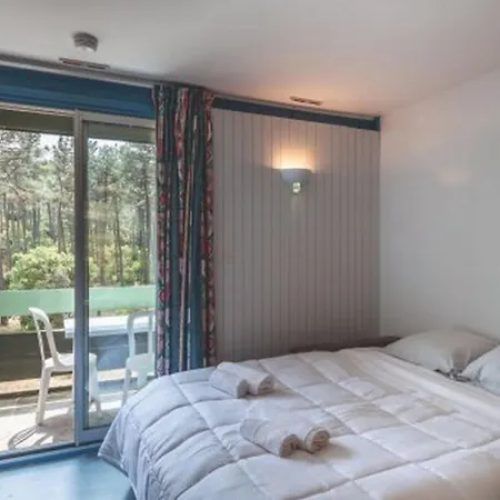 Les Cavales Hotell Carcans