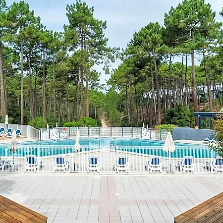 Résidence Les Cavales Hotel