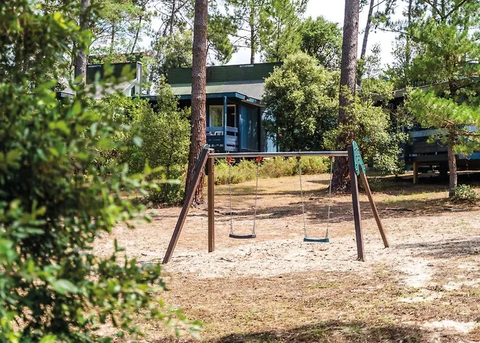 Les Cavales Szálloda Carcans