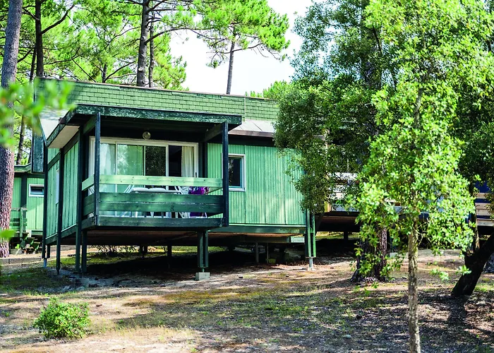 Les Cavales Szálloda Carcans